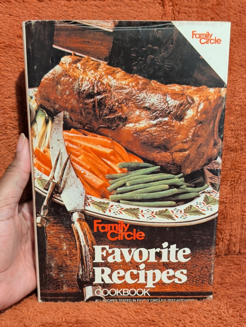 Favorite Recipes Cookbook ( Family Circle / Hardcover )